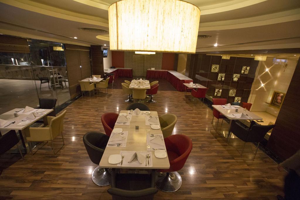 Anjushree Hotel Ujjain Exterior foto