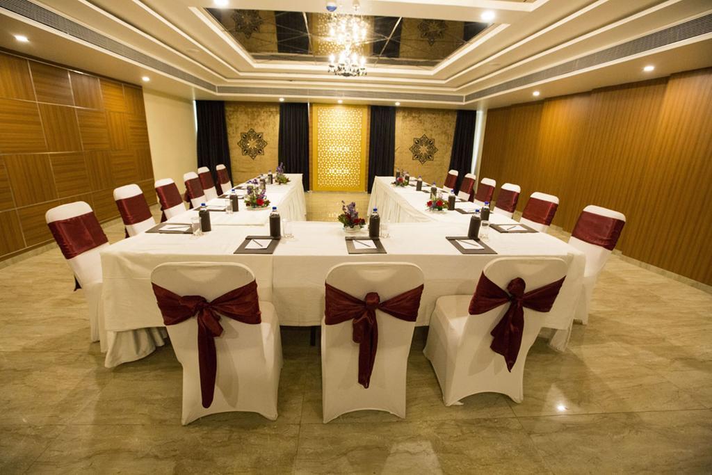 Anjushree Hotel Ujjain Exterior foto