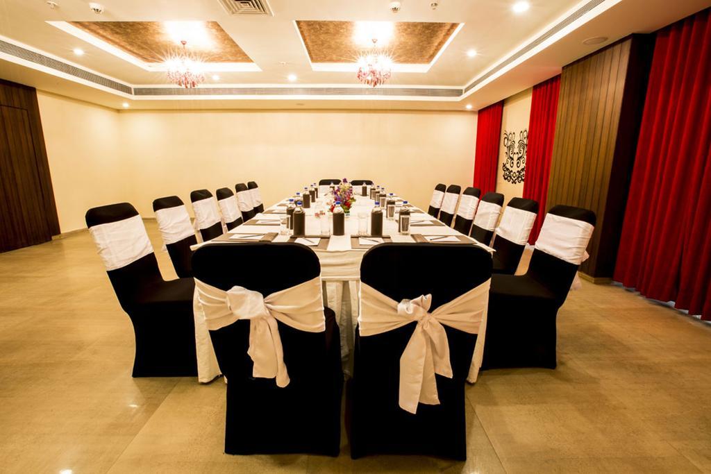 Anjushree Hotel Ujjain Exterior foto
