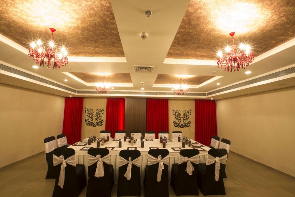 Anjushree Hotel Ujjain Exterior foto